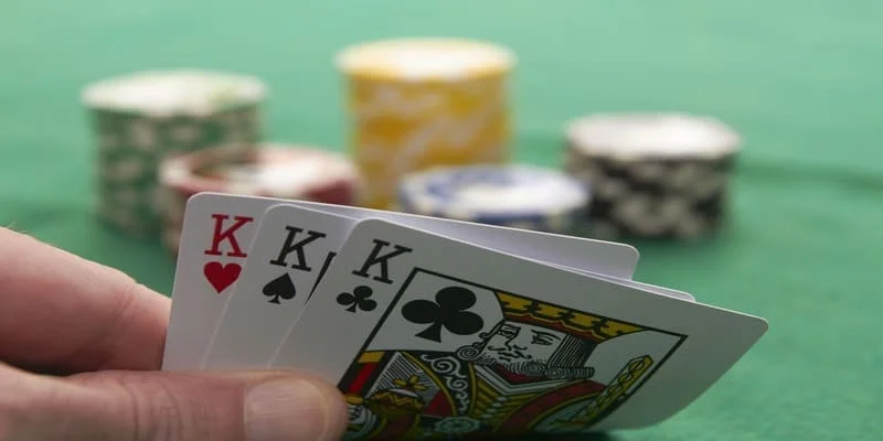 Trải Nghiệm Phỏm Game Bài Thực Sự Đỉnh Cao Với Bigbet88 2 Cách Chơi Phỏm Tại Bigbet88